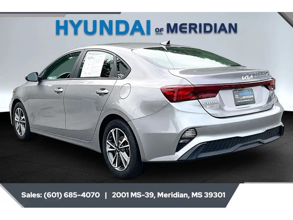 Used 2023 Steel Gray Kia LXS image 2