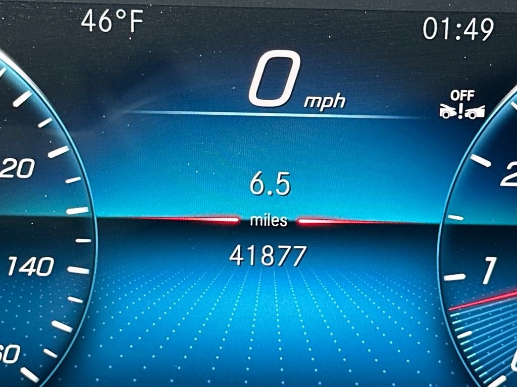 Certified Used 2023 Black Mercedes-Benz GLE 350 image 4