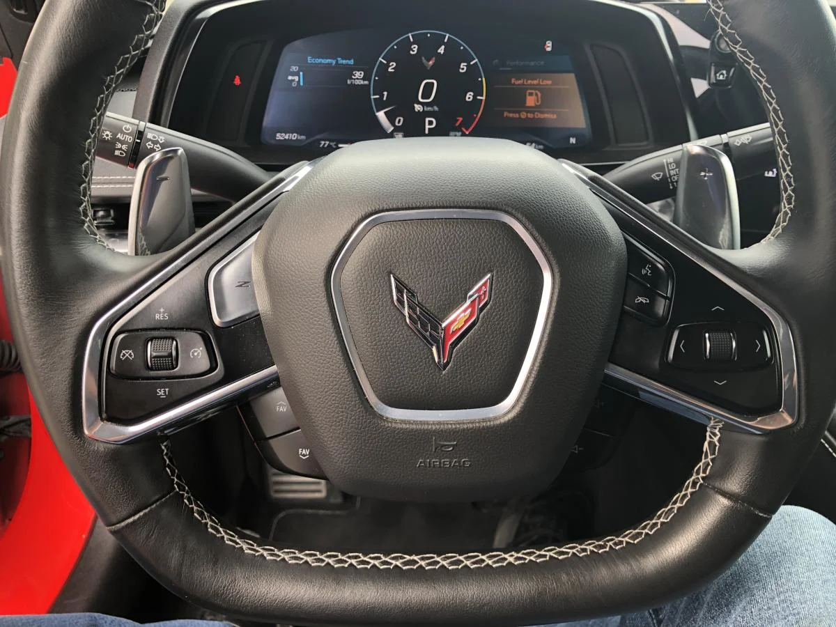 Used 2020 Red Chevrolet 2dr Stingray Cpe w/1LT image 16