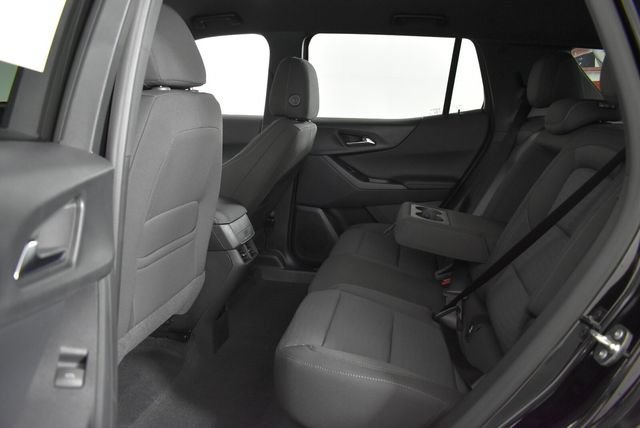 New 2027 Mosaic Black Metallic Chevrolet LT image 23