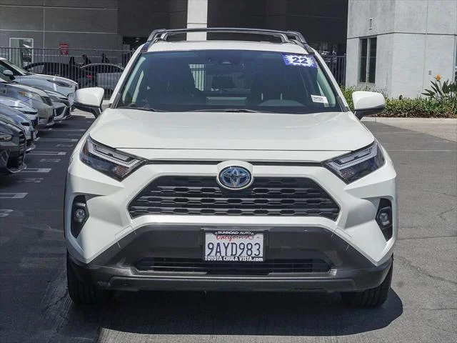 Certified Used 2022 BLIZZARD PEARL Toyota  image 2