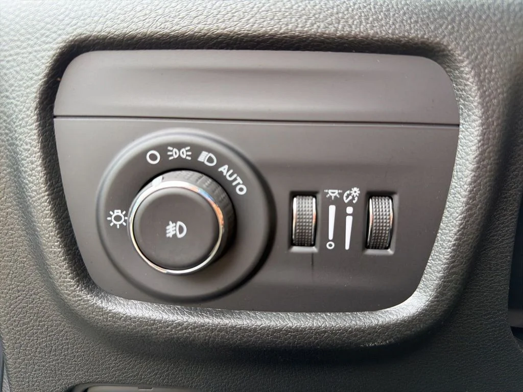 New 2026 Steel Blue Exterior Paint Jeep Limited image 55