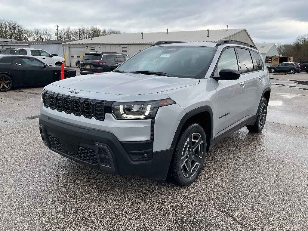 New 2026  Jeep Laredo 4x4 image 3