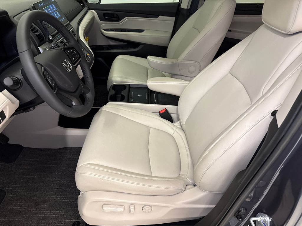 2026 Honda Odyssey EX-L - Photo 19