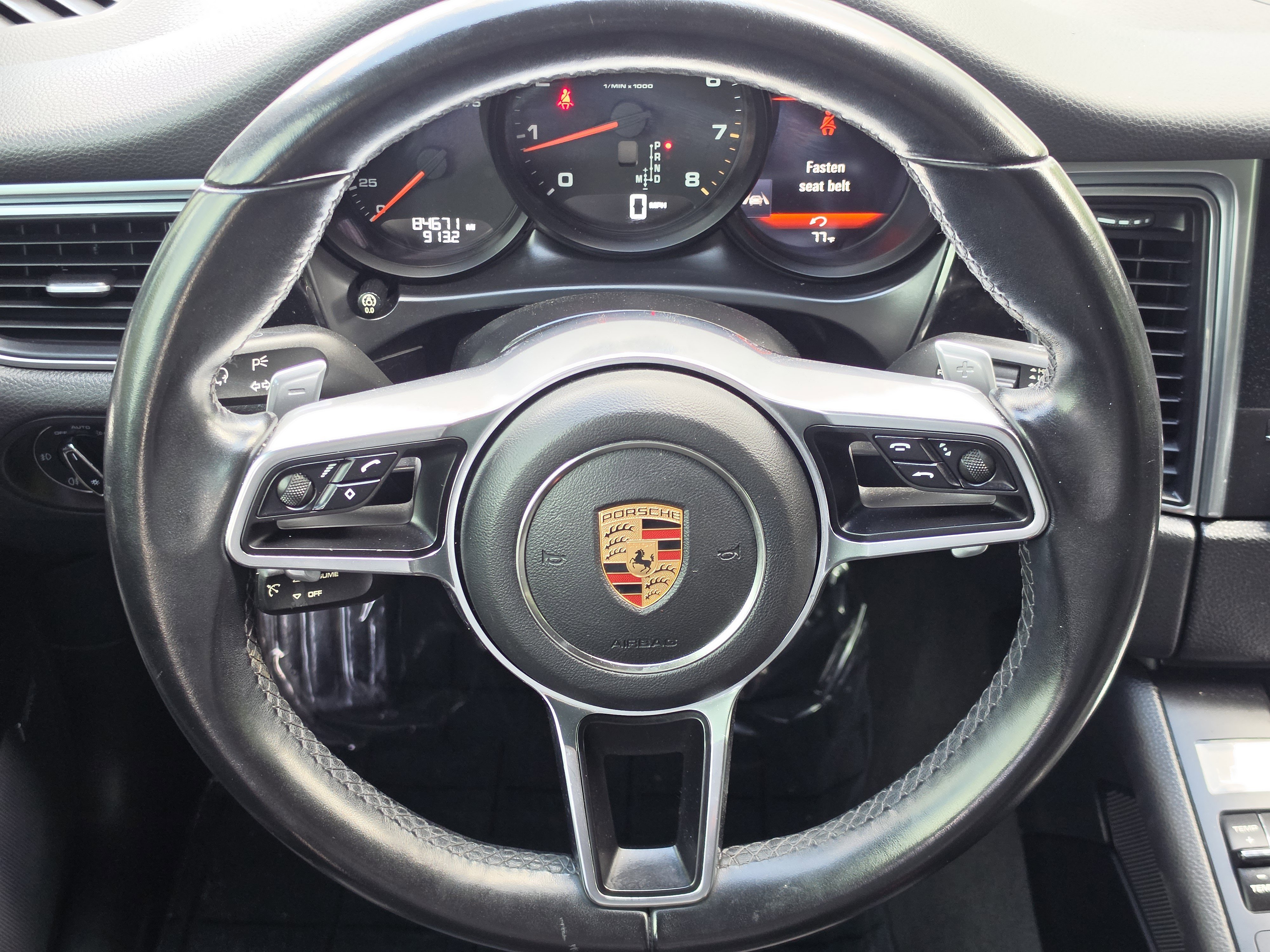 2018 Porsche Macan Base - Photo 17