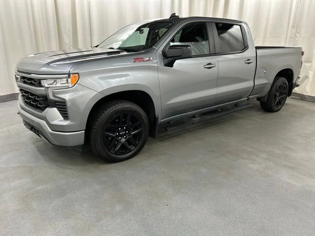 Used 2023 Gray Chevrolet RST image 2