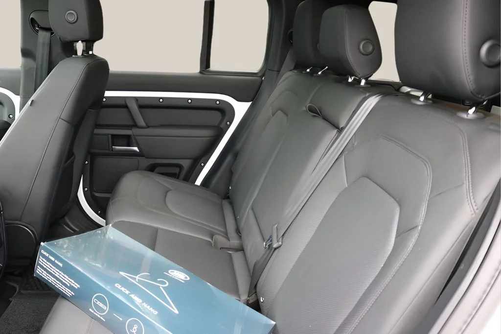 Used 2025 White Land Rover S image 16