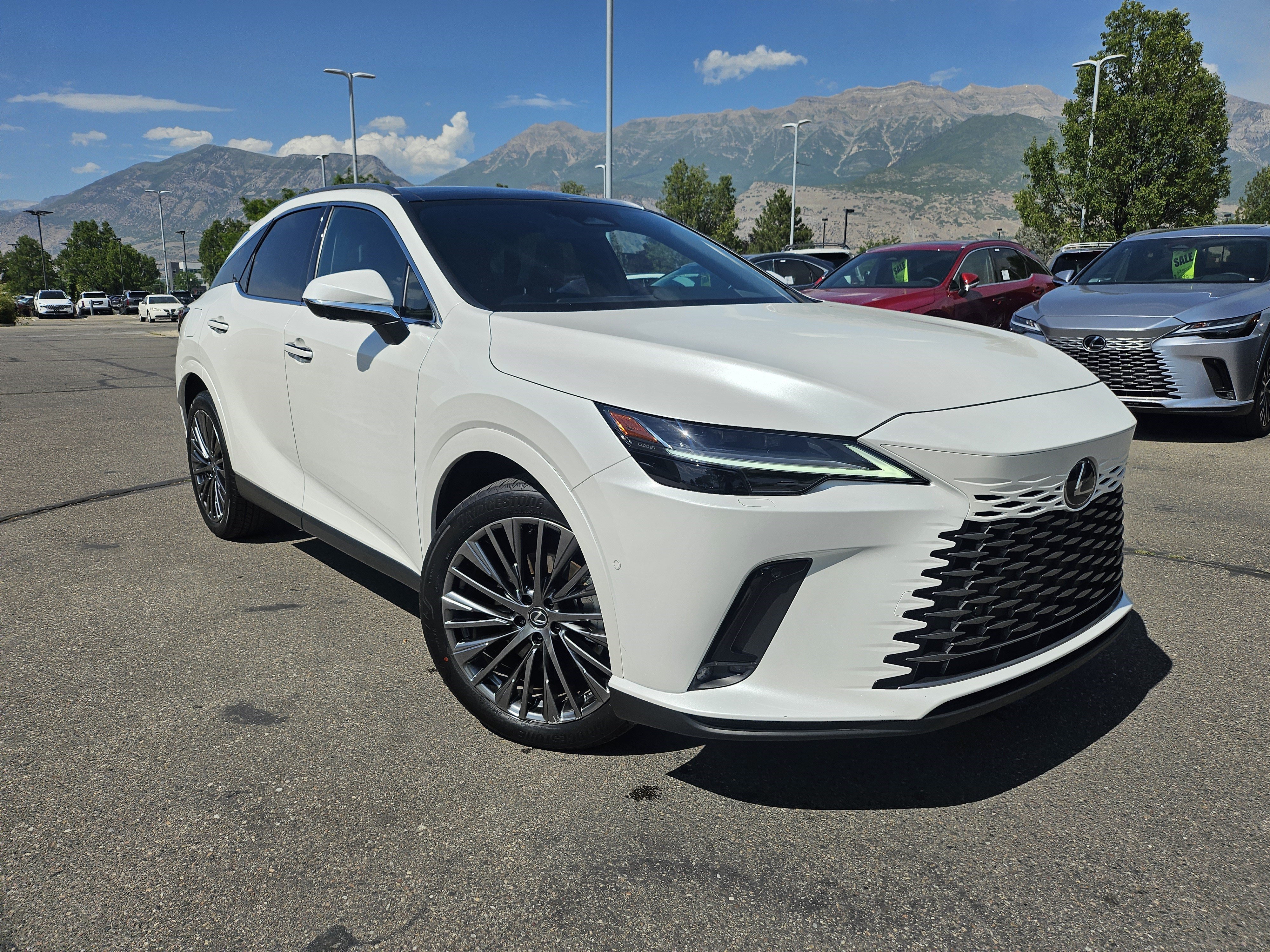 Certified Used 2025 EMINENT WHITE PEARL Lexus 450h+ Luxury image 3