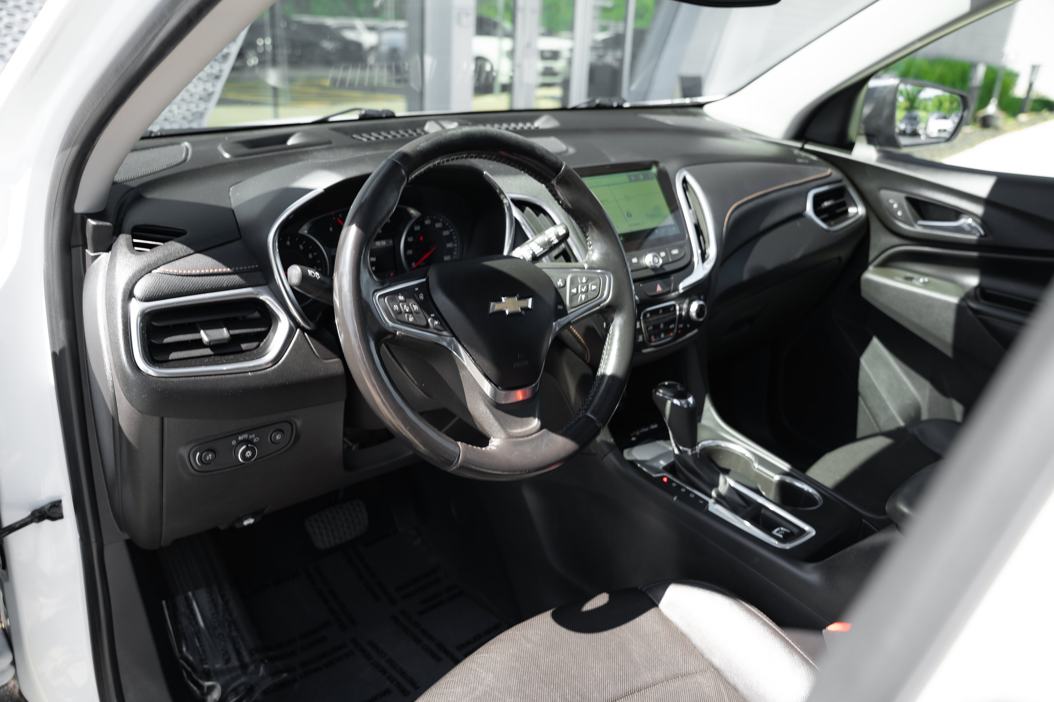 Used 2020 Summit White Chevrolet Premier image 10