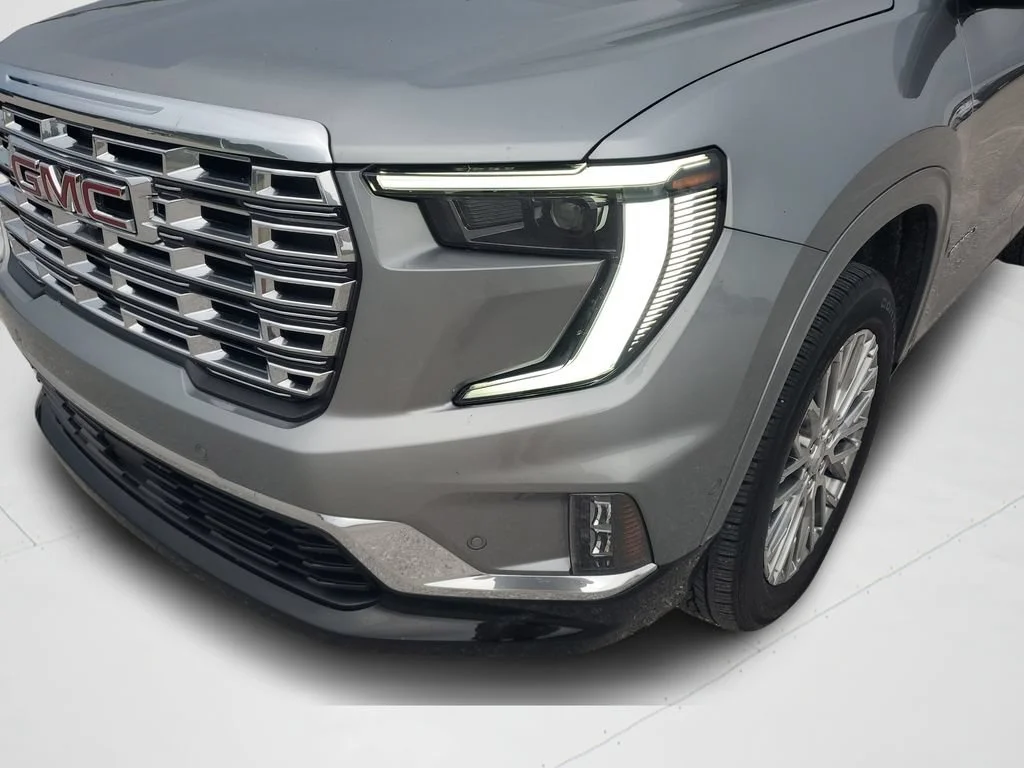 Used 2026 Sterling Metallic GMC Denali image 25