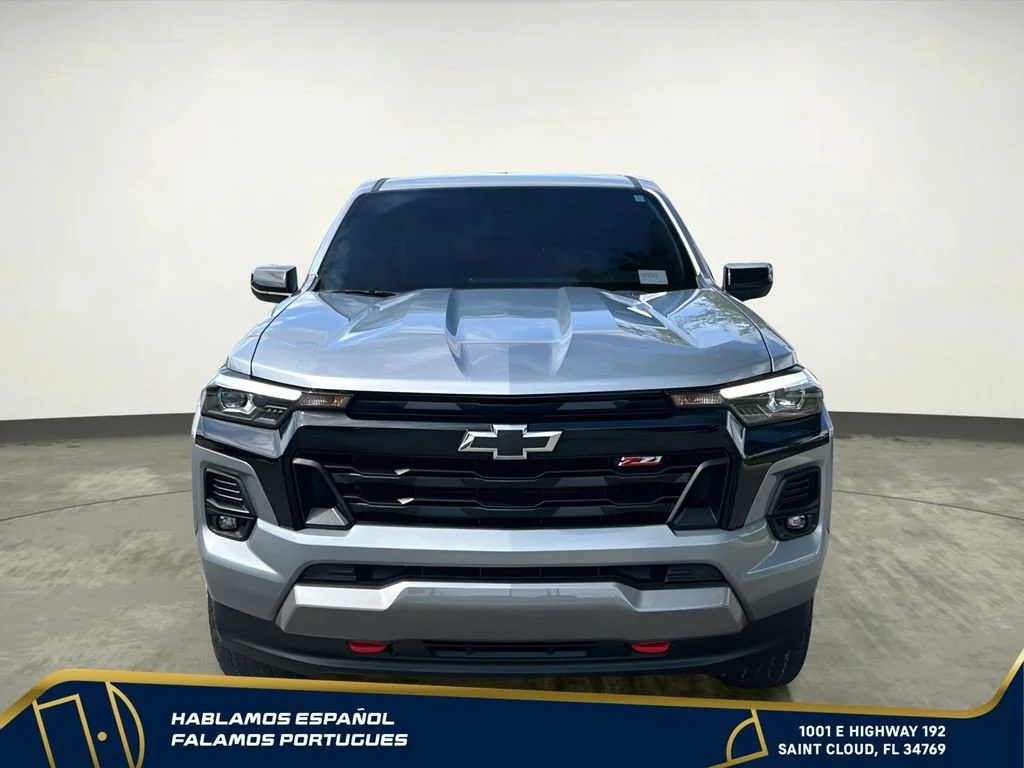 Used 2024 Sterling Gray Metallic Chevrolet Z71 image 9