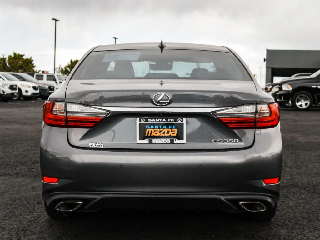 Used 2018 Nebula Gray Pearl Lexus Base image 6
