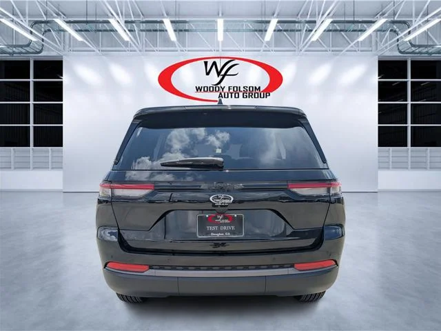 New 2026 Black Jeep Altitude image 4