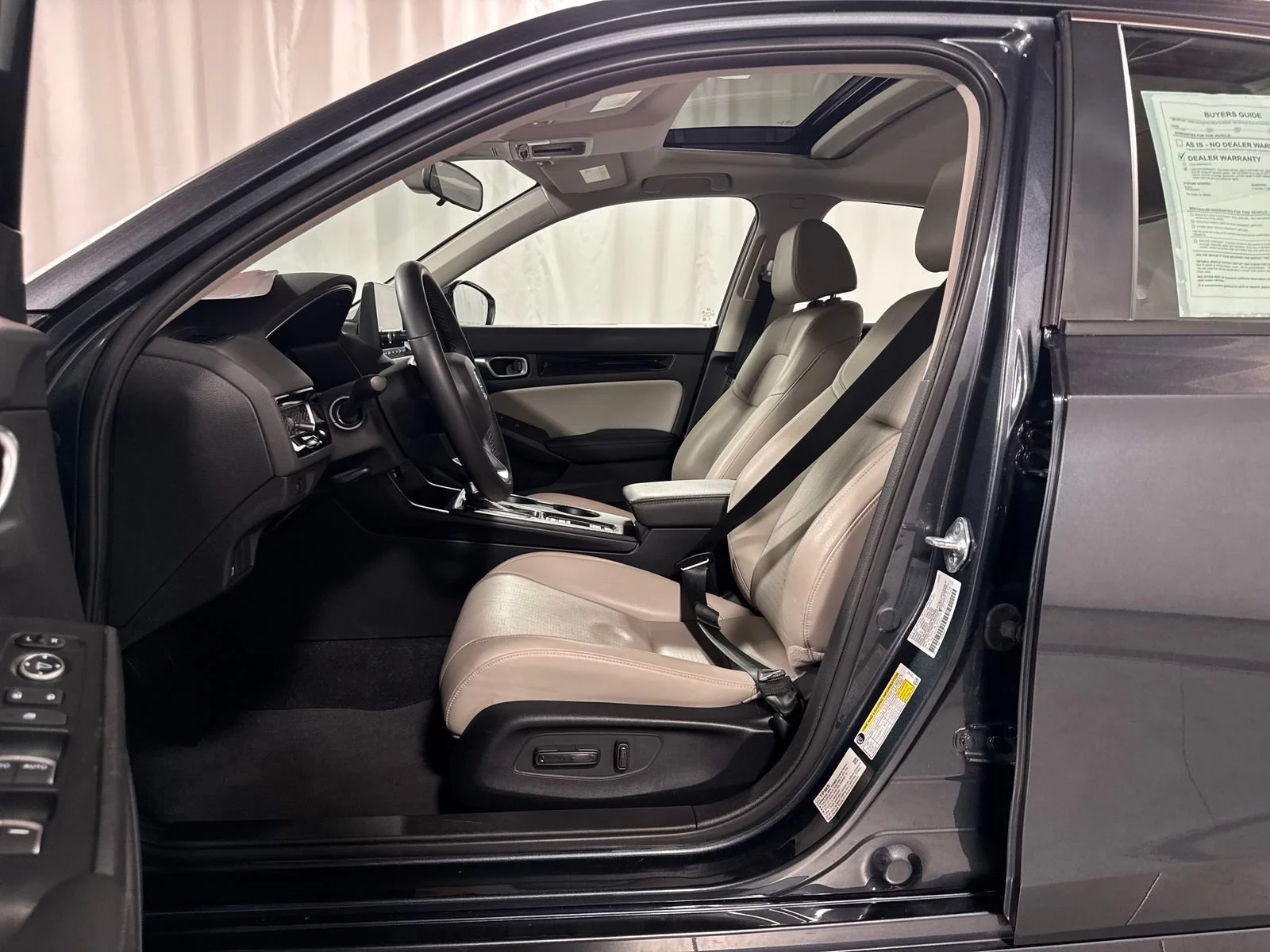 2023 Honda Civic Hatchback EX-L - Photo 32