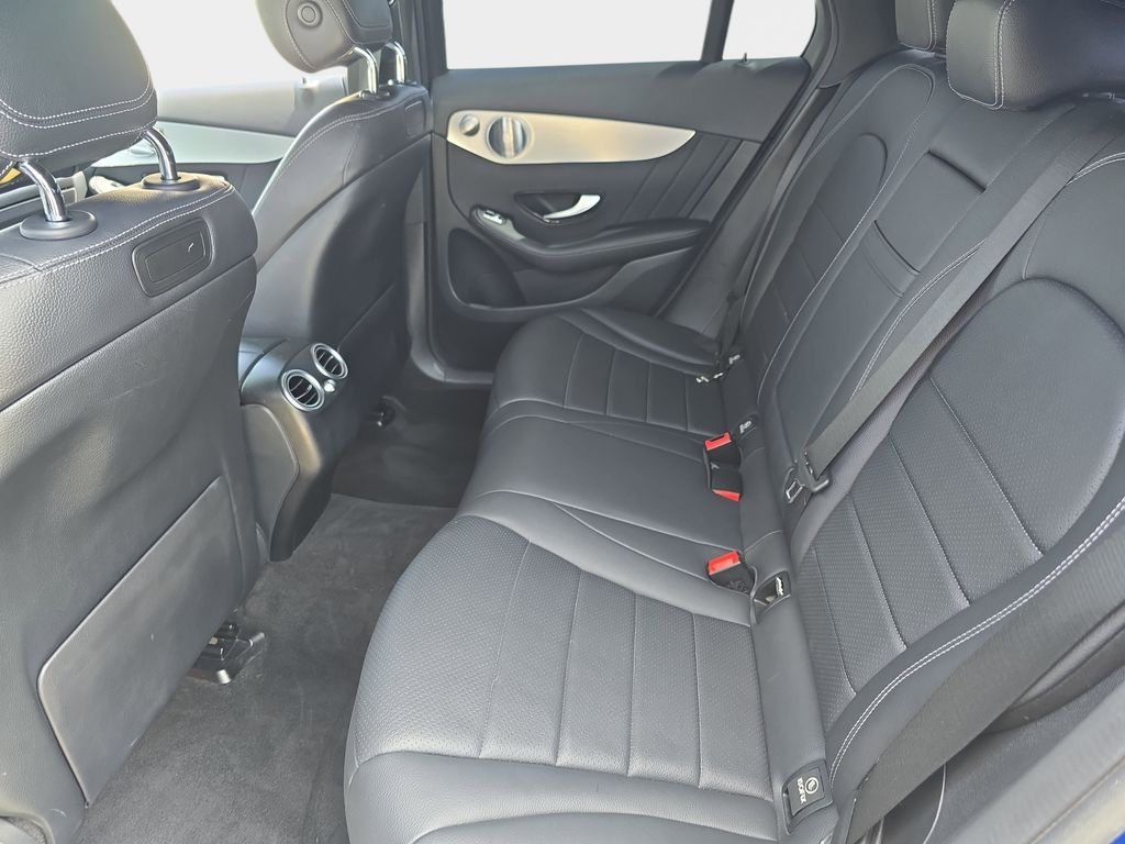 Used 2019 Red Mercedes-Benz GLC 300 Coupe image 17