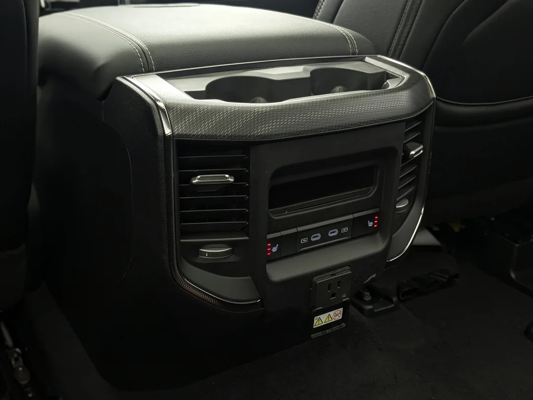 New 2026 Black RAM Sport - - 4x4 - HEMI V8 - Level 1 Equip - Sunroof & More! image 32