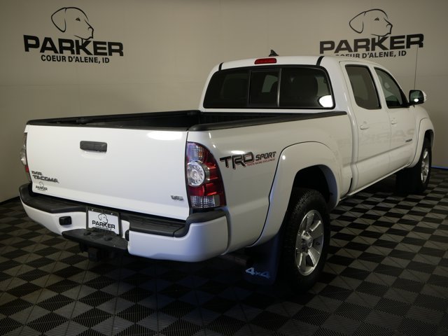 Used 2015 Super White Toyota Double Cab TRD Sport image 5