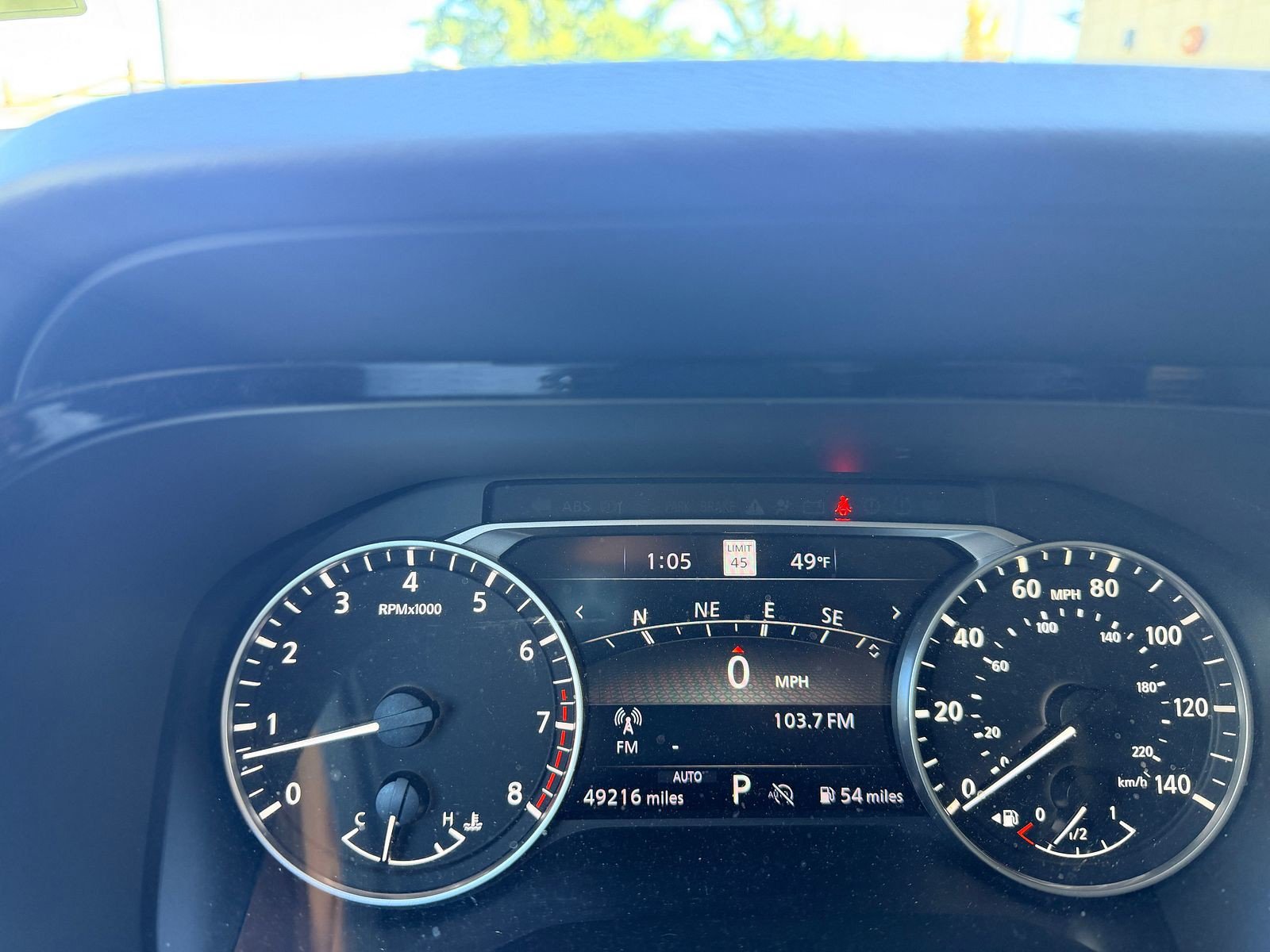 Used 2025 Silver Nissan SL image 8