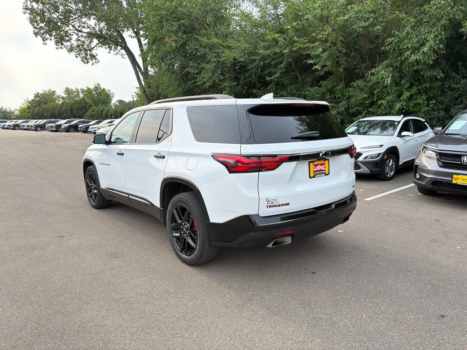 Used 2023 Summit White Chevrolet Premier image 3