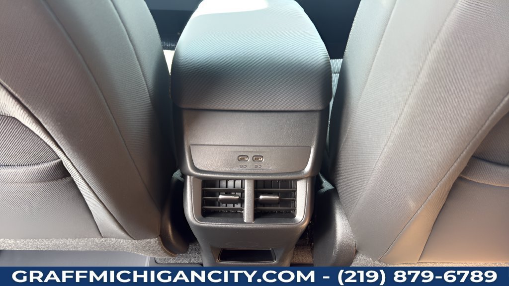 2027 Chevrolet Equinox LT - Photo 42