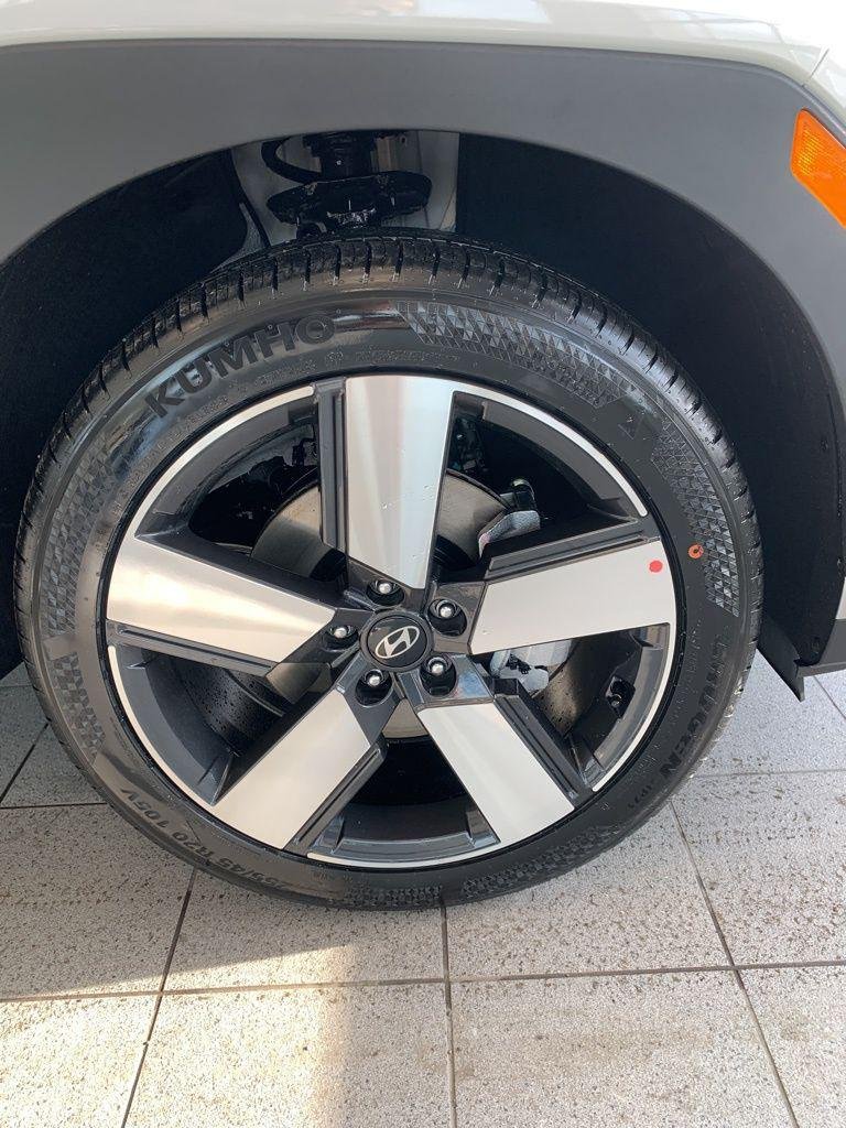 New 2026 White Hyundai Limited image 25