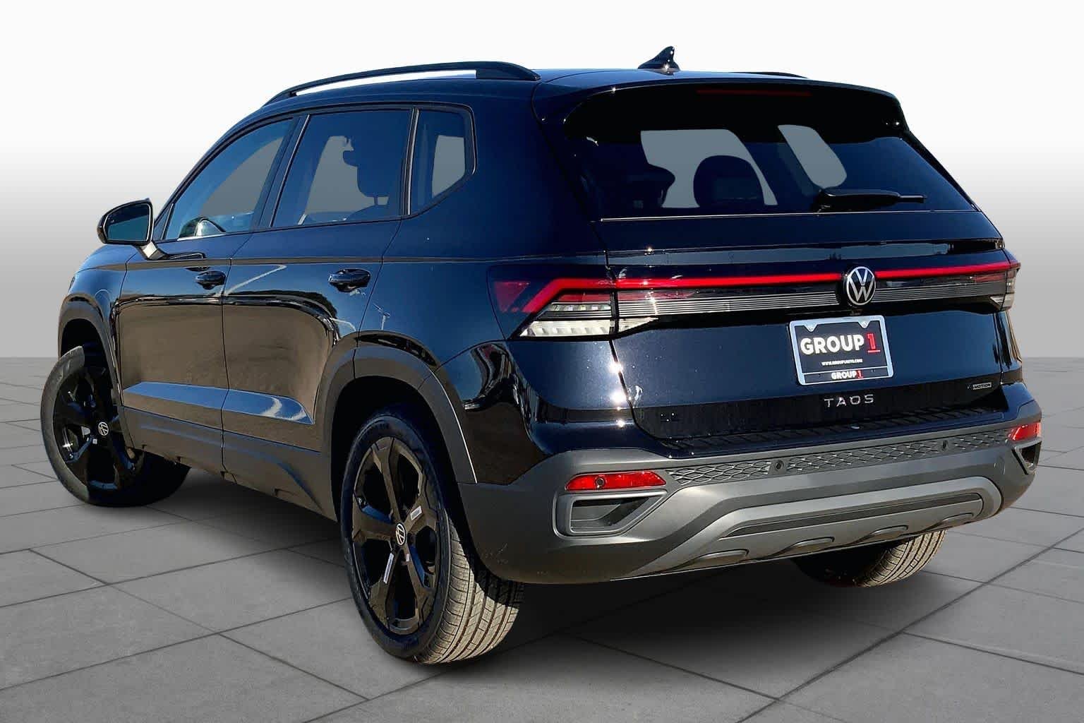 New 2026 Deep Black Pearl Volkswagen SE Black image 11