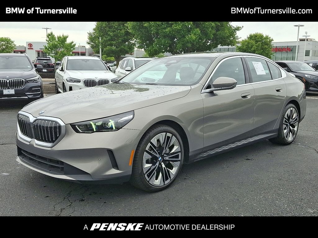 2026 BMW 5 Series 530i xDrive Sedan's photo