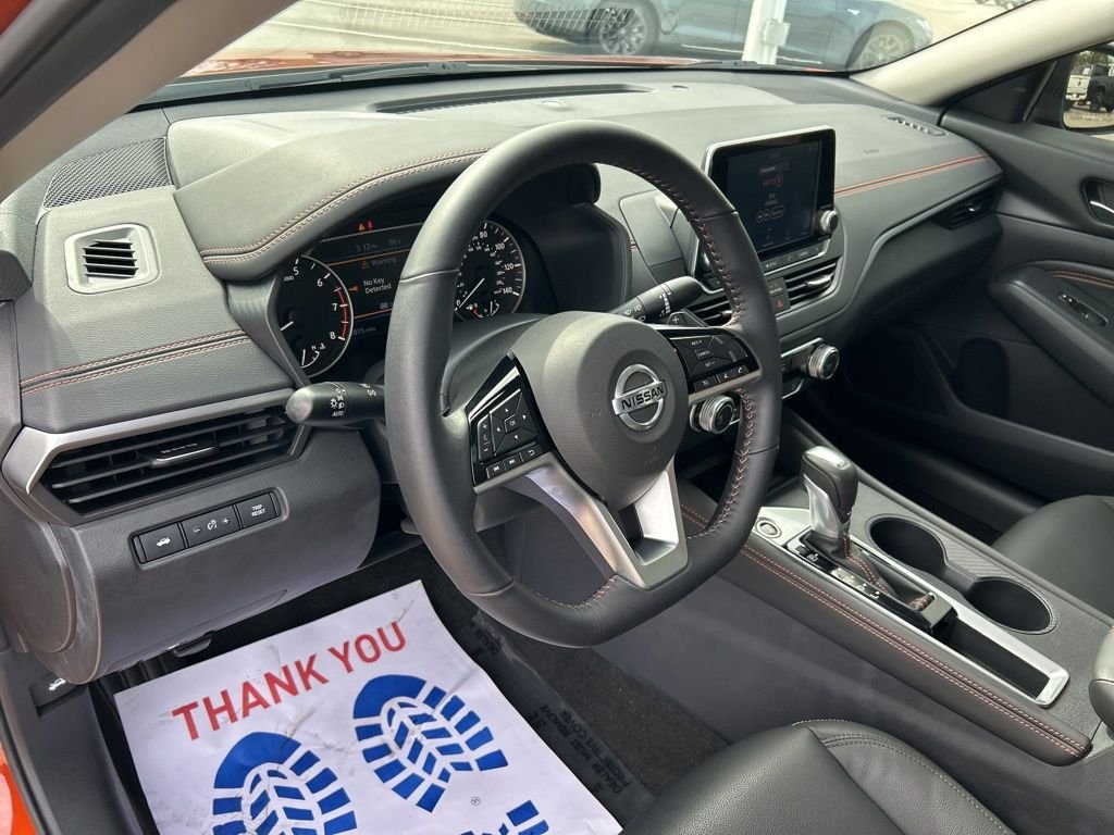 Used 2021 Orange Nissan 2.5 SR image 24