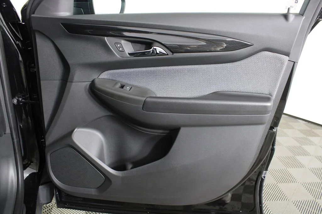 New 2026 Mosaic Black Metallic Chevrolet LT image 9