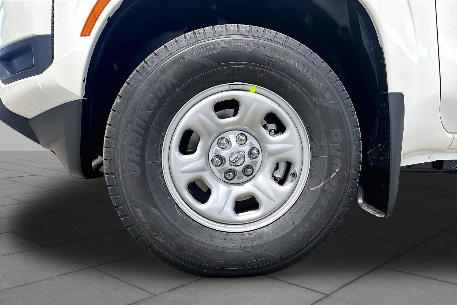 New 2026 QAK/GLACIER WH Nissan S image 9