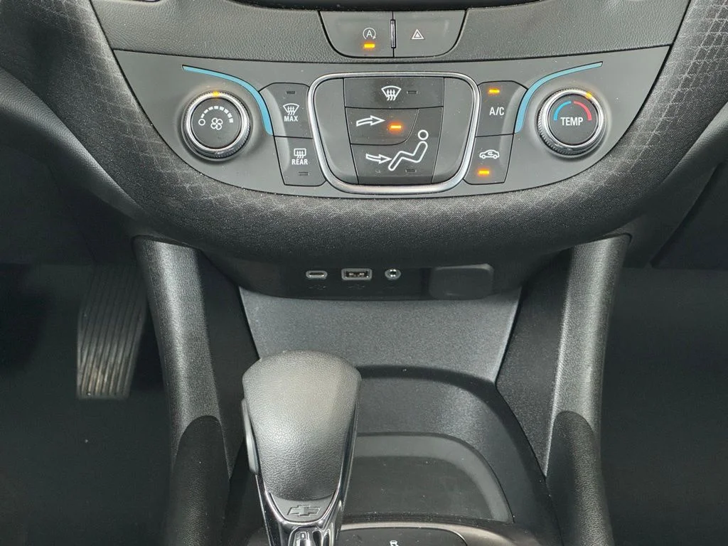 Used 2023 White Chevrolet LS image 31