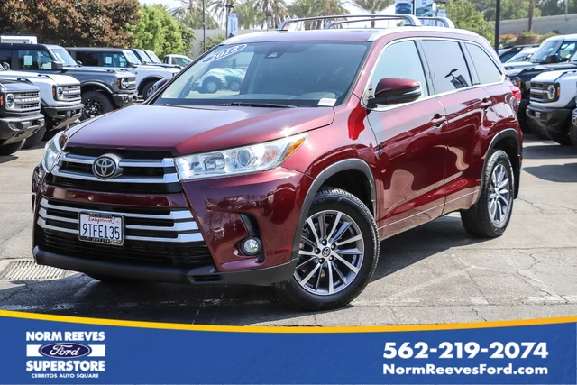 2018 Toyota Highlander SE