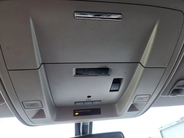Used 2018 Blue Chevrolet LT image 49
