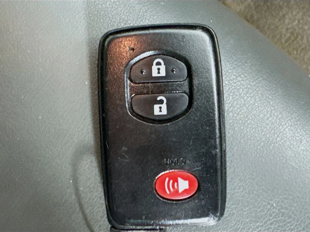 Used 2014 Red Toyota Five image 34