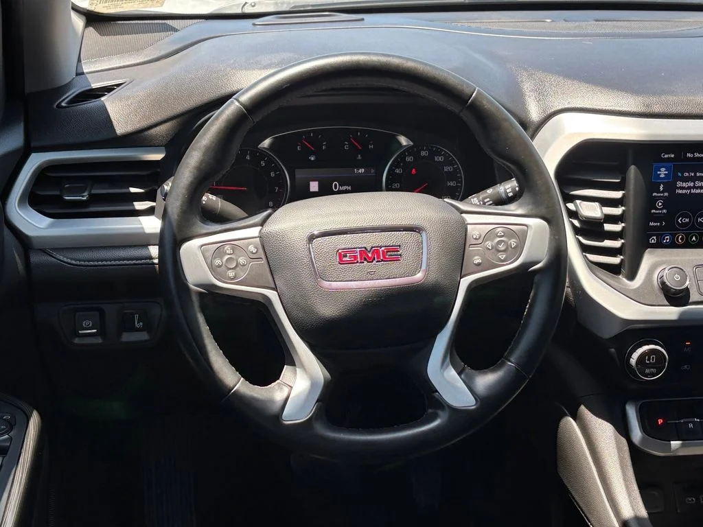 Used 2023 White GMC SLT image 31
