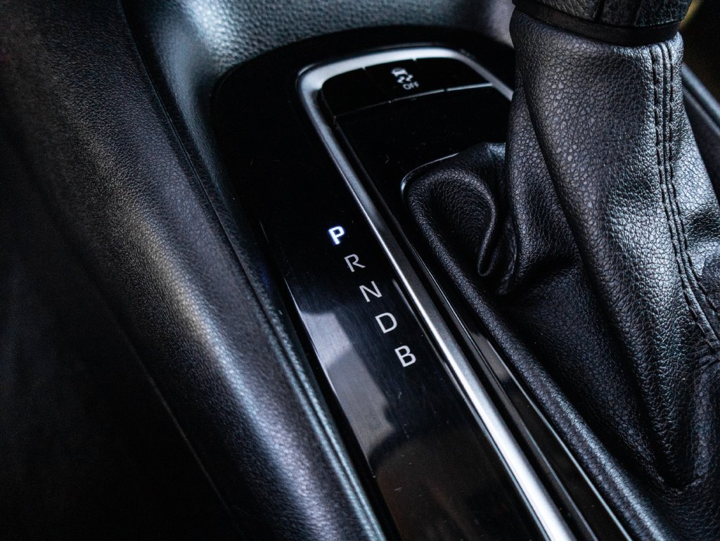 Used 2024  Toyota LE image 22