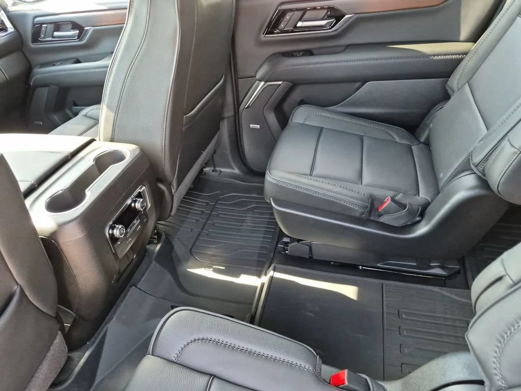 2026 GMC Yukon XL Denali - Photo 40