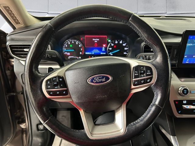 Used 2021 Gray Ford XLT image 9