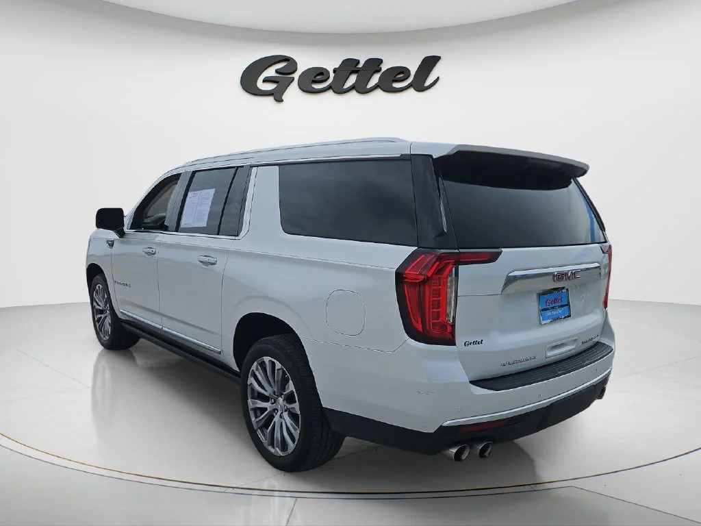 Used 2021 WHITE FROST TRICOAT GMC Denali image 7
