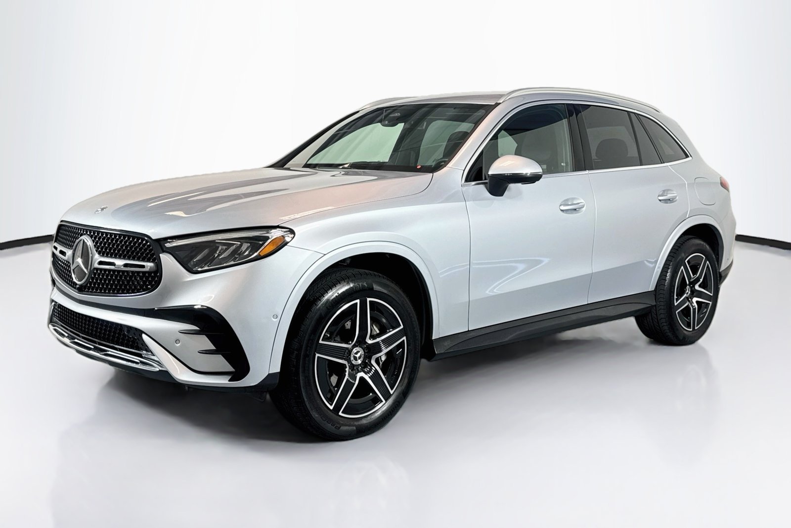 Certified Used 2025 Cirrus Silver Metallic Mercedes-Benz GLC 350e image 1