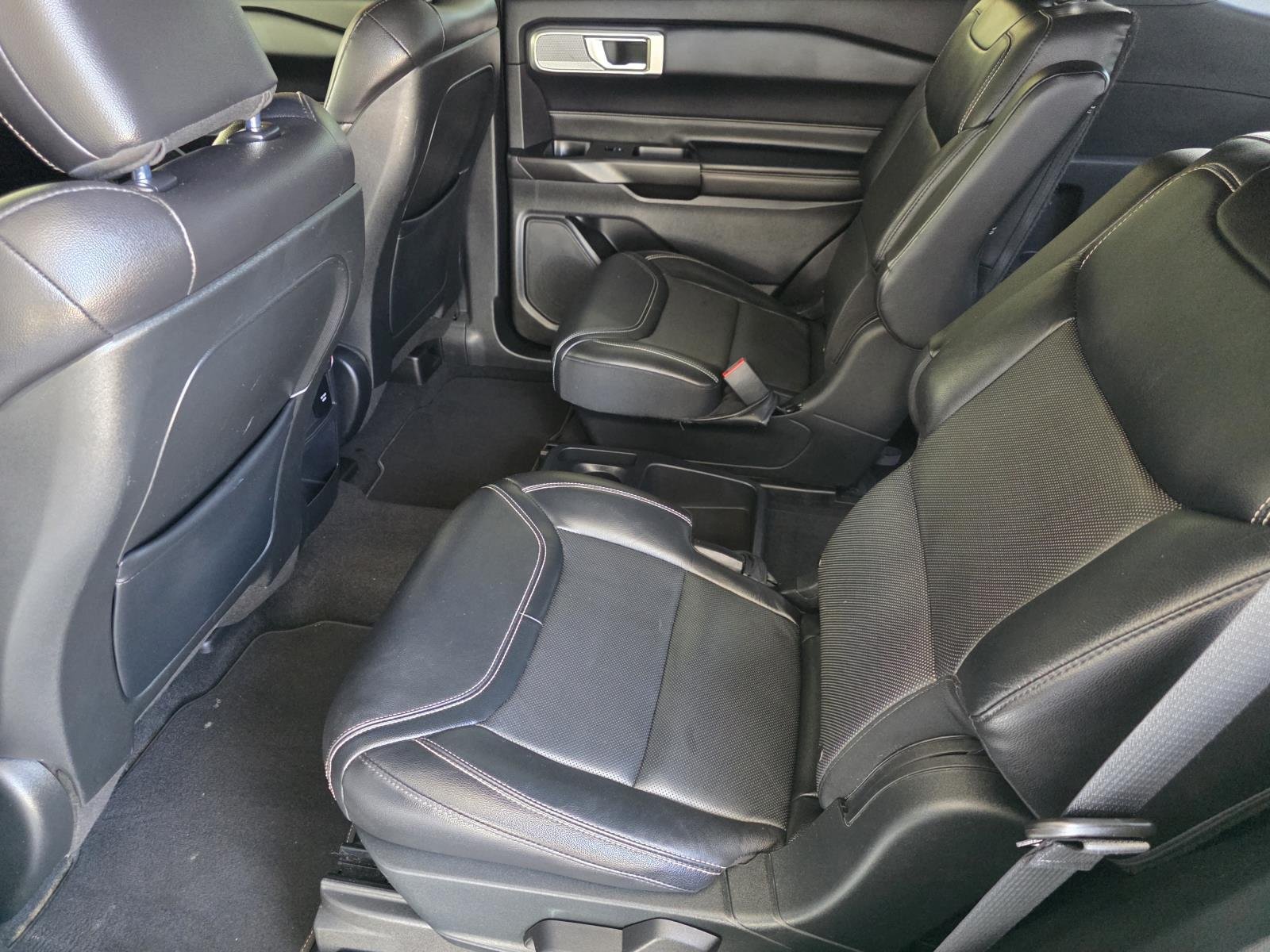 2020 Ford Explorer ST - Photo 8