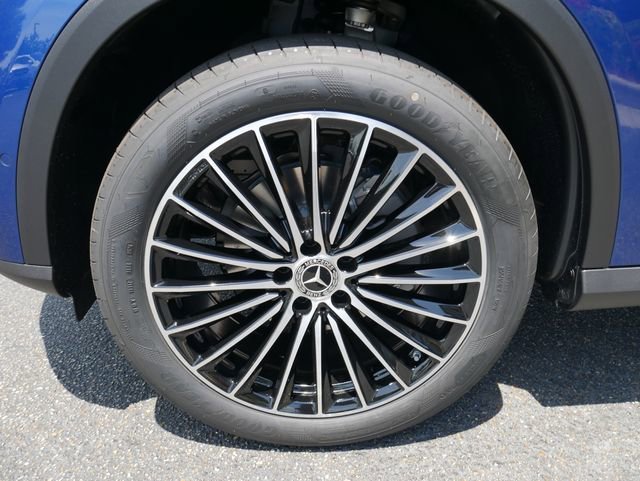 New 2026 Starling Blue Metallic Mercedes-Benz GLC 300 image 30