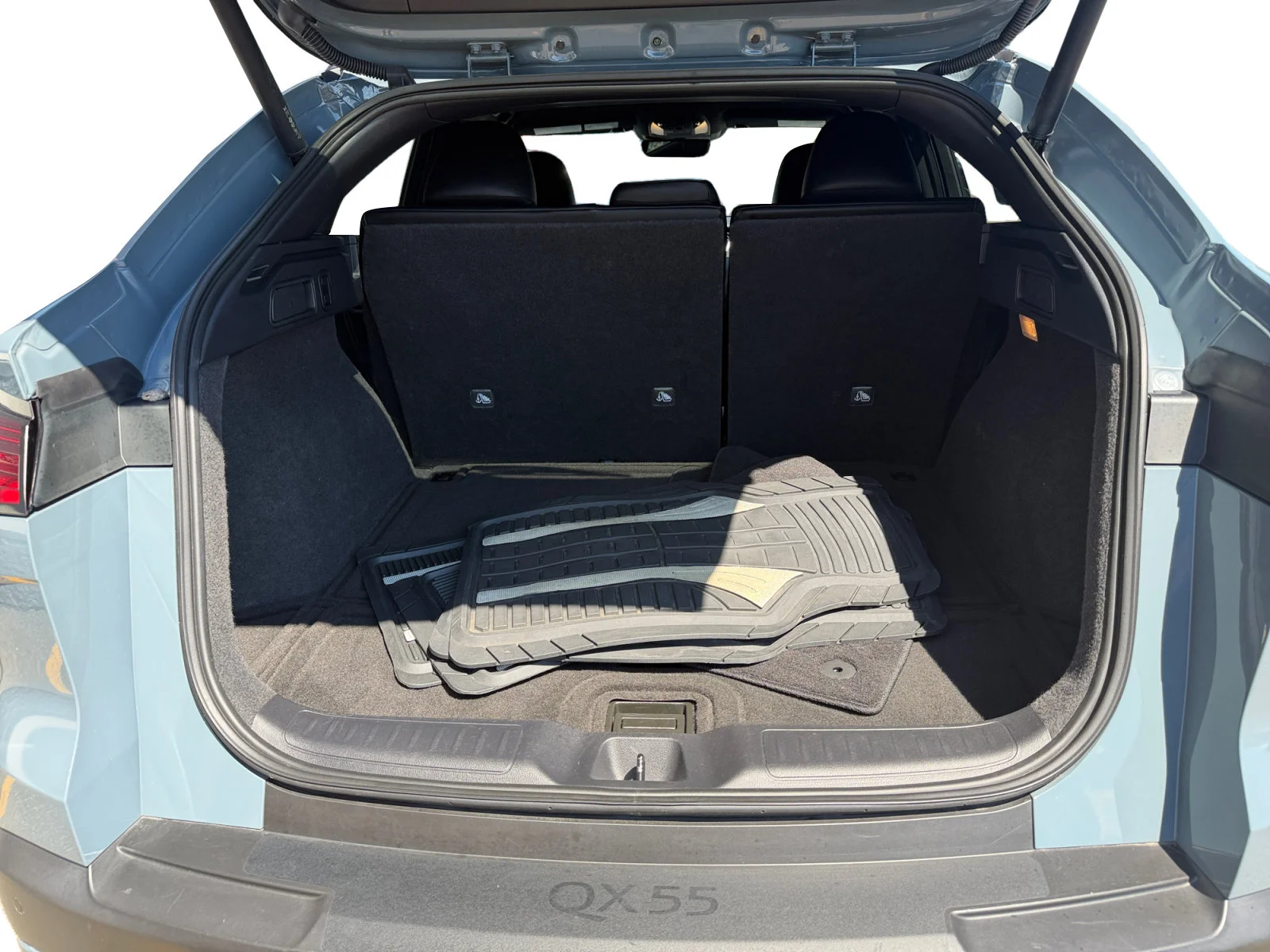 Used 2025 Slate Gray INFINITI LUXE image 38