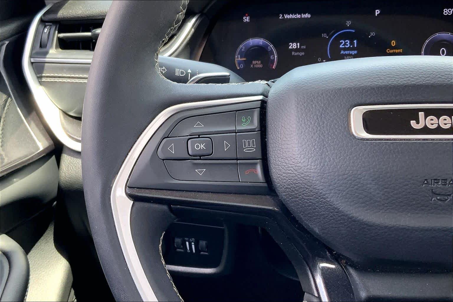 Used 2023 Silver Zynith Jeep Laredo image 23
