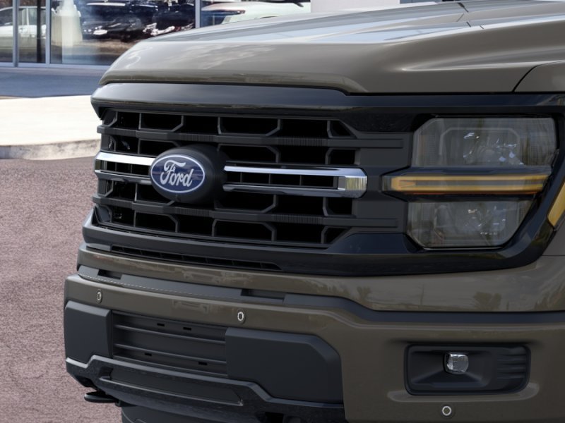 New 2026 Marsh Gray Ford XLT image 17