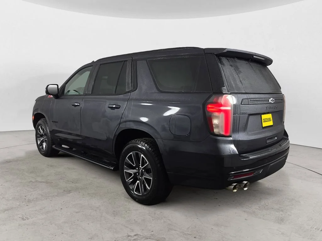 Used 2023 Gray Chevrolet Z71 image 7
