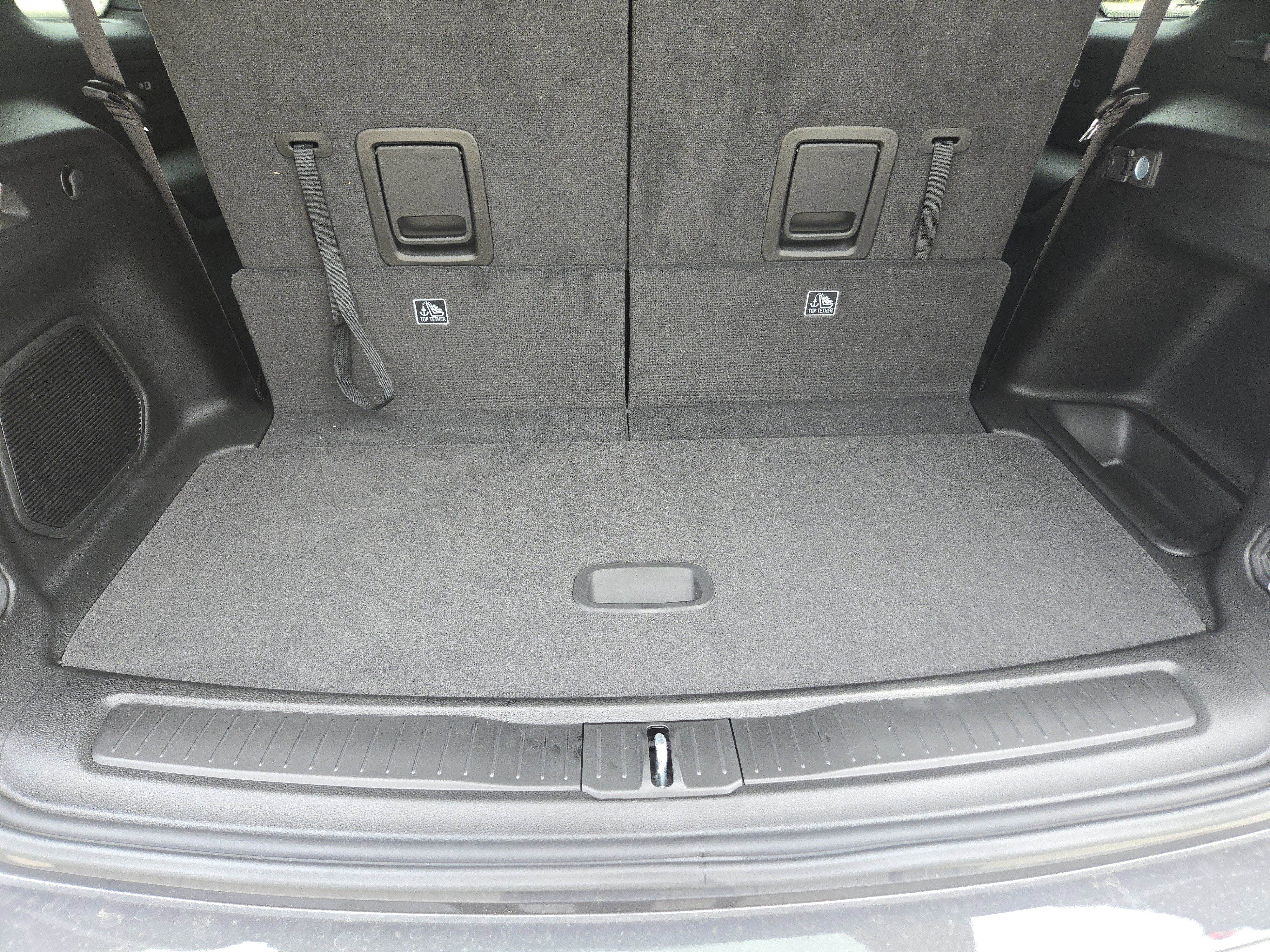 New 2026 Baltic Gray Metallic Clear-Coat Exterior Paint Jeep Limited image 22