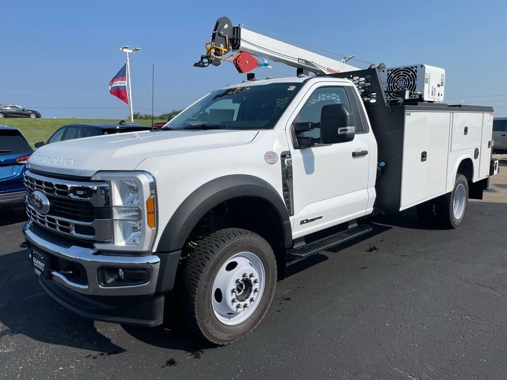 2025 Ford F-550 Super Duty Chassis Cab XL - Photo 6