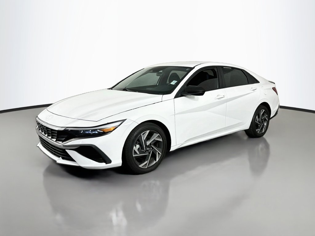Used 2025 Serenity White Hyundai SEL Sport image 3
