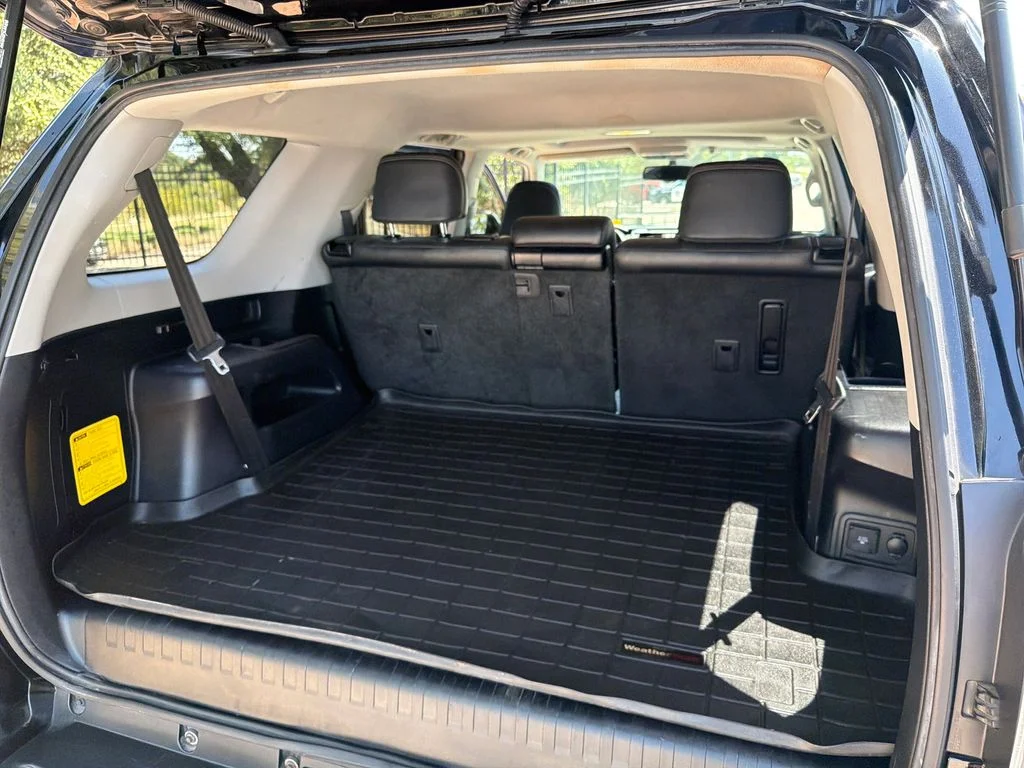 Used 2015 Black Toyota Limited image 40